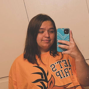 Meet your Posher, Becca